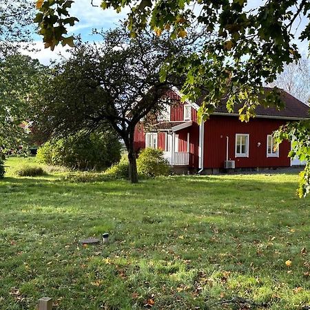 Praestgarden 303 Vaestra Tunhem Villa Eksteriør bilde